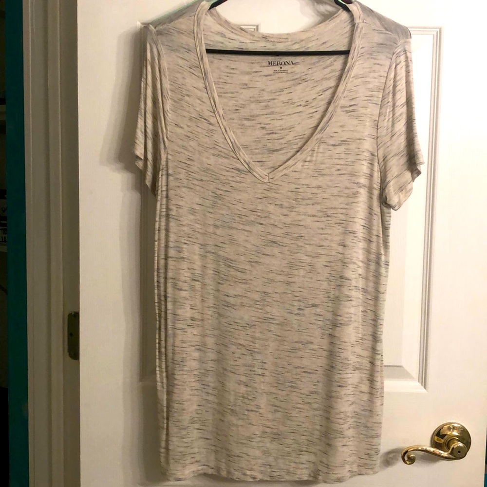 Merona T-shirt (M) - NWOT